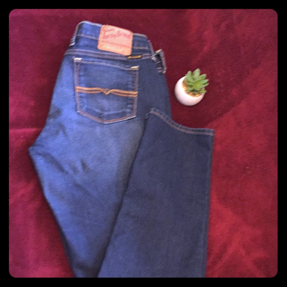 ☘️Lucky Brand Charlie Low Rise Jean☘️